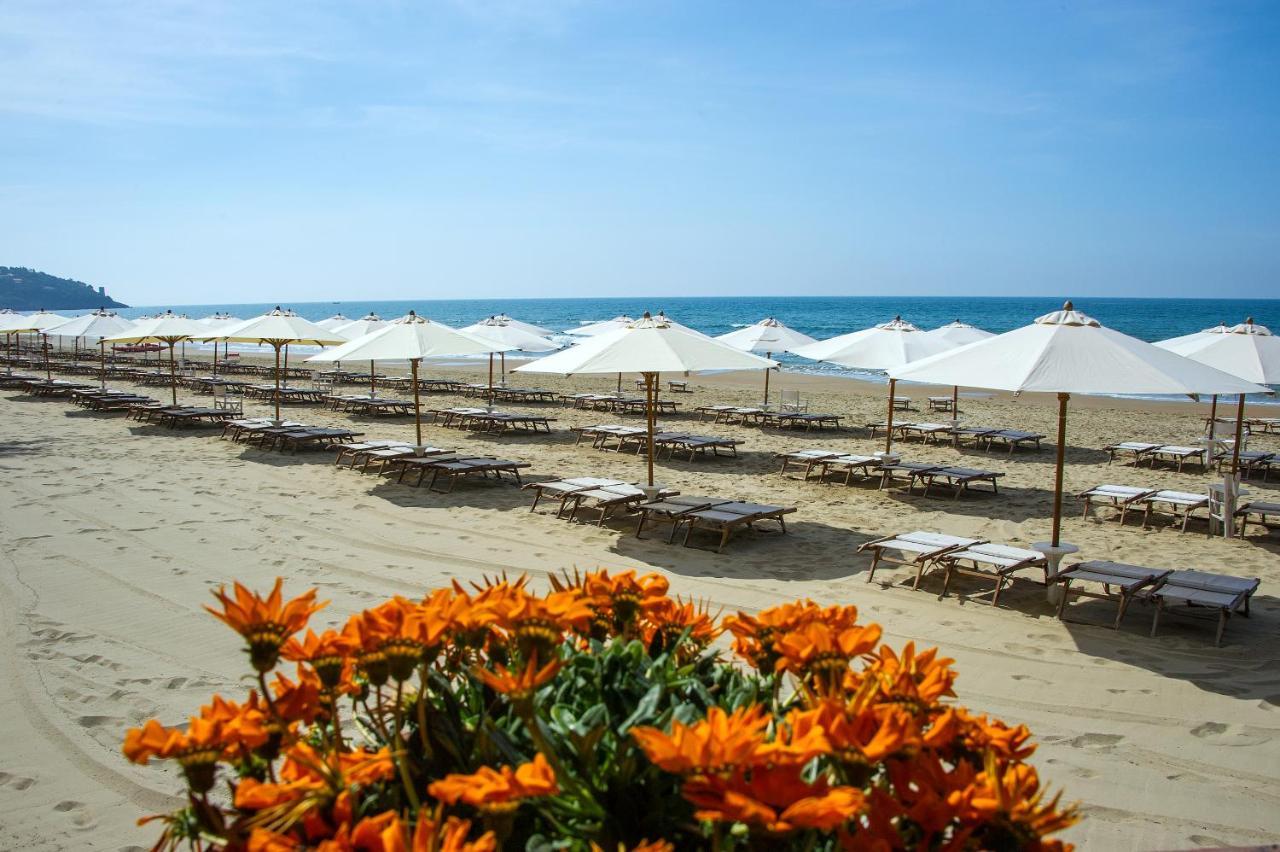 Aeneas' Landing Resort Gaeta Eksteriør billede